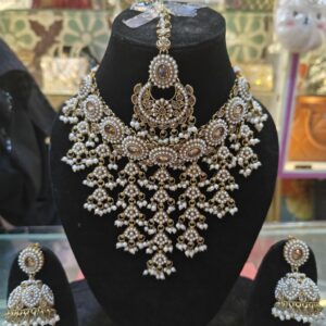 Elegant Pearl pakistani Necklace Set