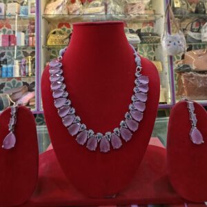 Elegant Pink Stone Necklace Set