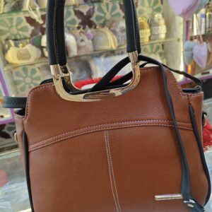 👜 Elegant Designer Handbag 👜
